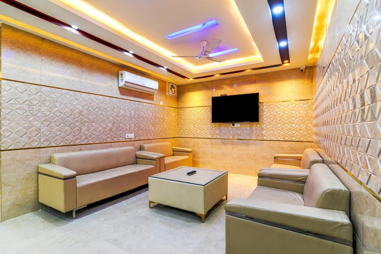 Hotel Urban Tree At Delhi Airport 뉴델리 외부 사진